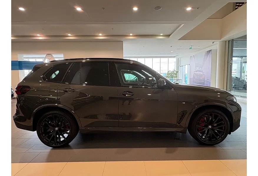 BMW X5 XDrive40i Steptronic (381 л.с.) Серый в АВИЛОН. Слайд №2