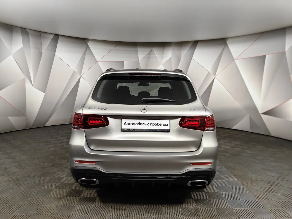 Mercedes-Benz GLC 300 9G-TRONIC 4MATIC (249 л.с.) Sport Plus (Локальная сборка) Серебристый в АВИЛОН. Слайд №8