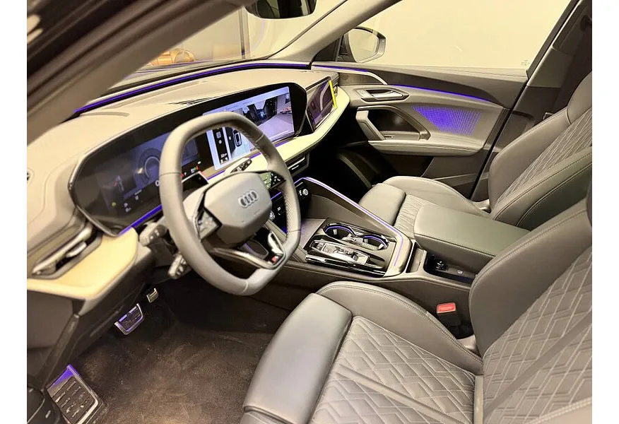 Audi Q5 L 2.0 40 TFSI S tronic quattro (204 л.с.) Черный в АВИЛОН. Слайд №7