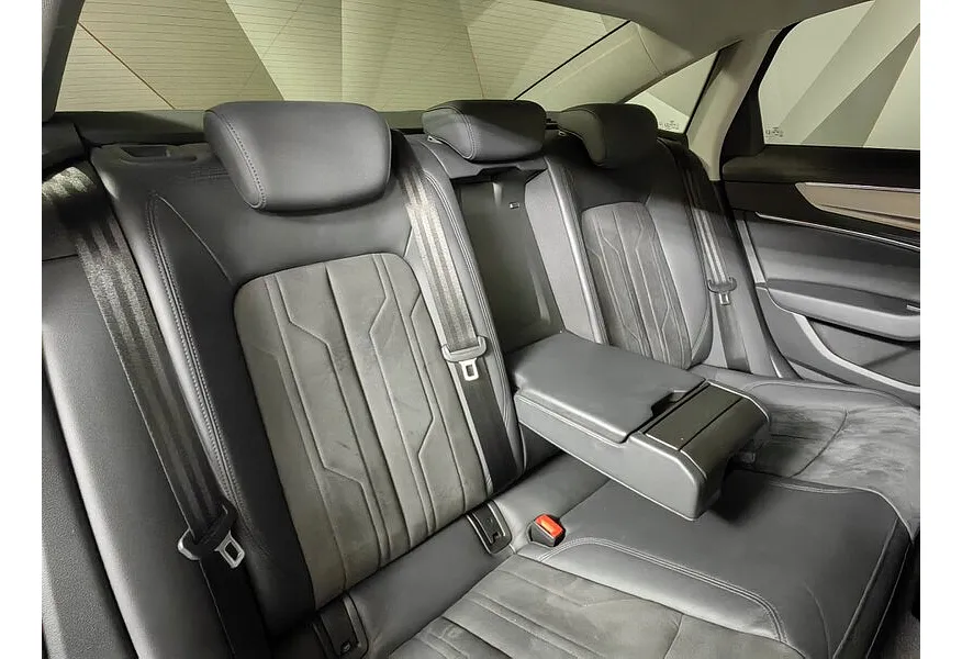 АВИЛОН - Audi A6 45 TFSI quattro S tronic (245 л.с.) Черный - slide 12