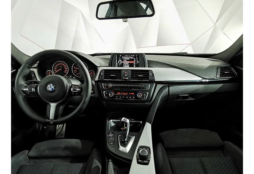 BMW 3 серия 320i xDrive AT (184 л.с.) Черный в АВИЛОН. Слайд №6