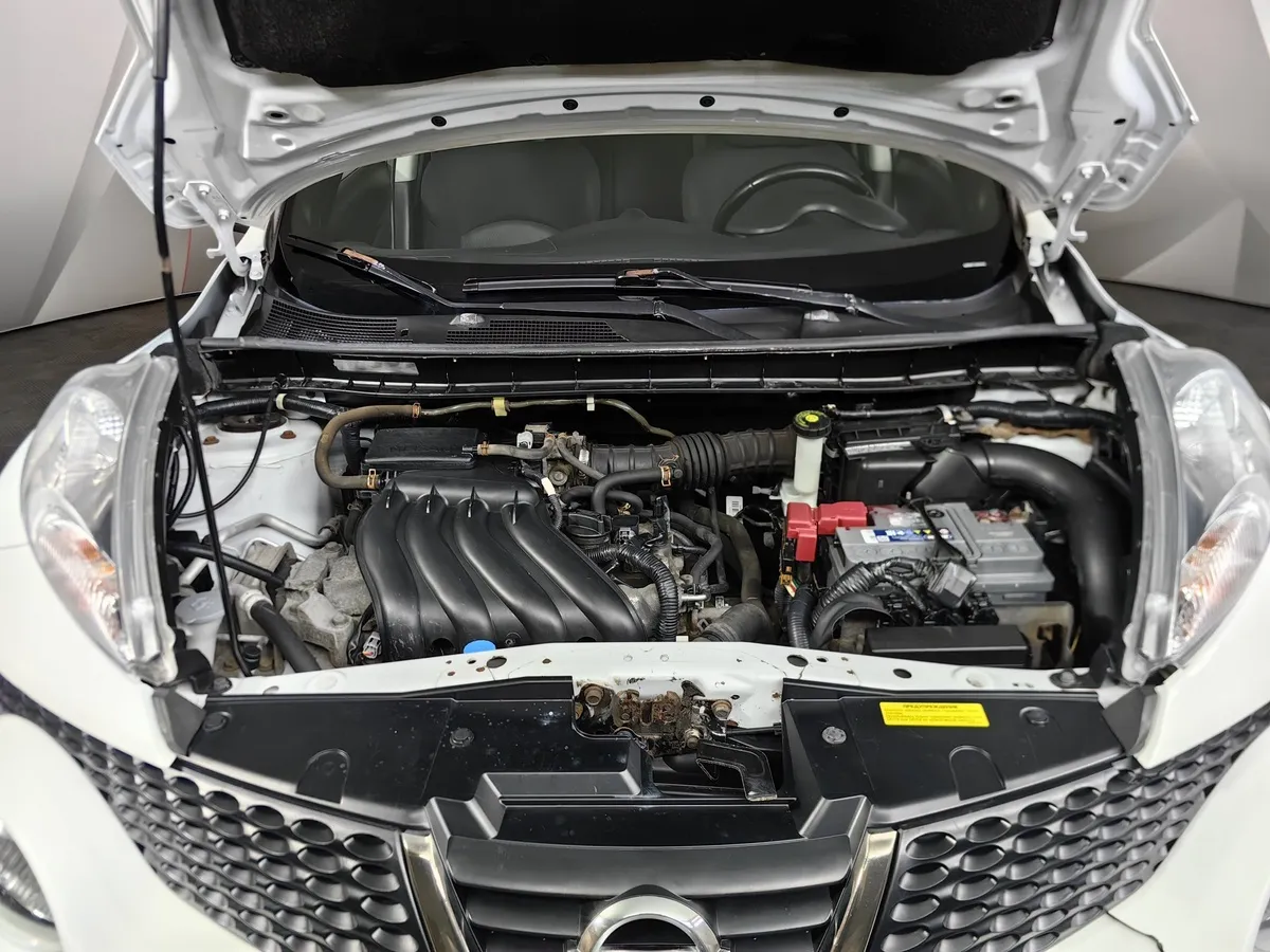 Nissan Juke 1.6 CVT (117 л.с.) Белый в АВИЛОН. Слайд №10