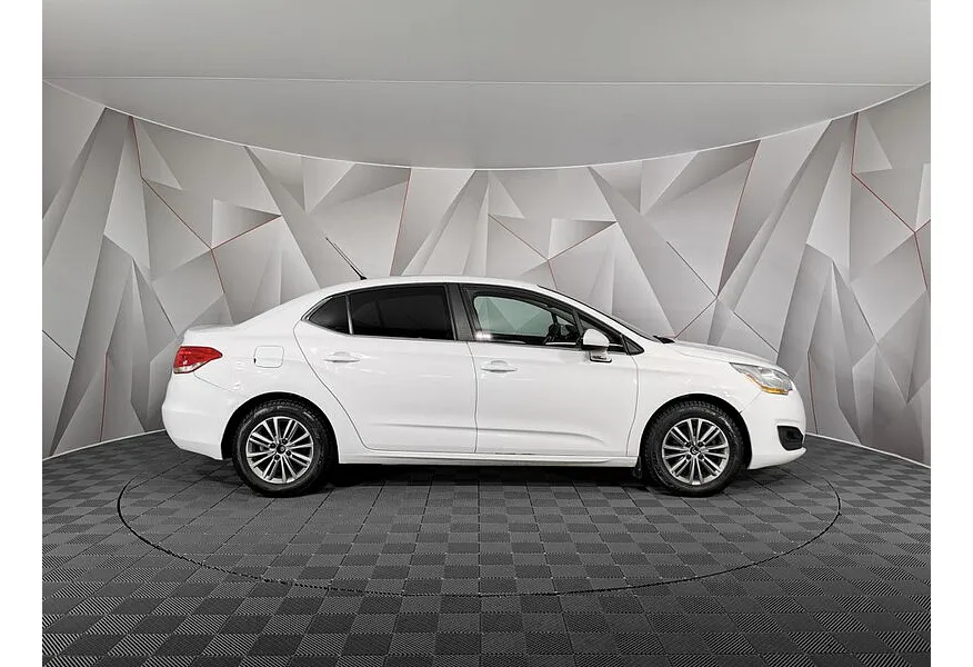 Citroen C4 1.6 THP AT (150 л.с.) Белый в АВИЛОН. Слайд №6