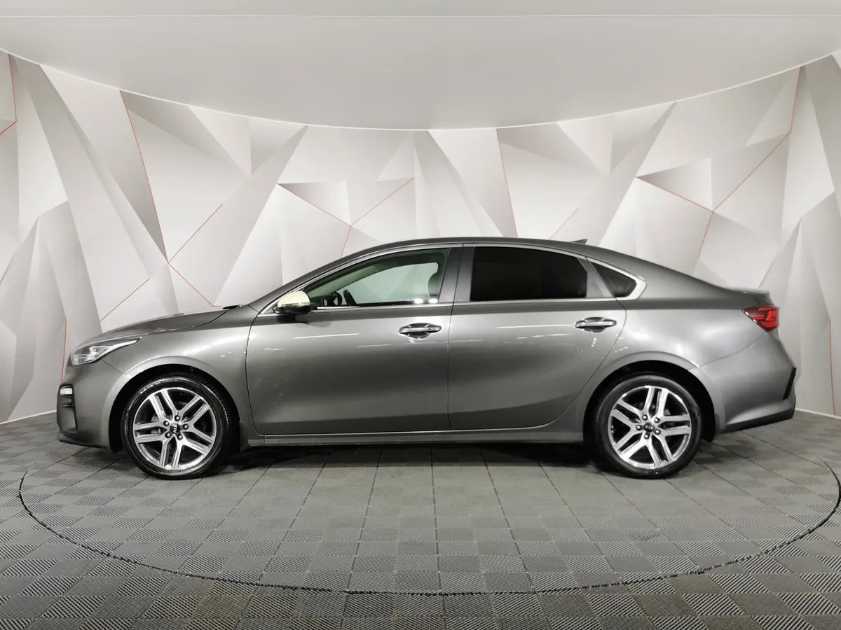Kia Cerato 2.0 MPI AT (150 л.с.) Premium Plus Серый в АВИЛОН. Слайд №5