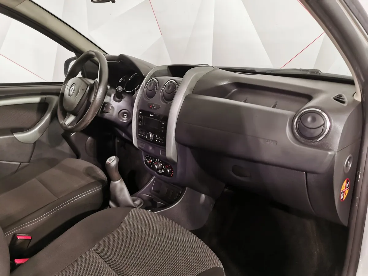 Renault Duster 1.6 MT (114 л.с.) Серый в АВИЛОН. Слайд №11