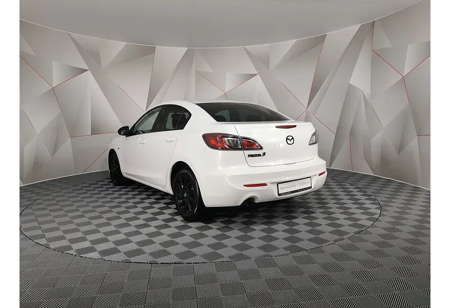 АВИЛОН - Mazda 3 1.6 AT (105 л.с.) Белый - slide 6