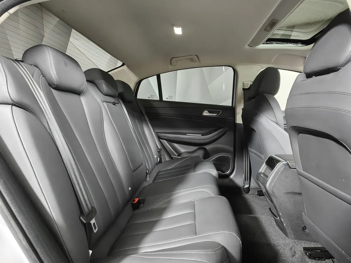 Omoda S5 1.5 CVT 2WD (113 л.с.) Life Белый в АВИЛОН. Слайд №16