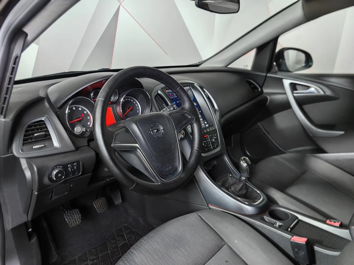 Opel Astra 1.6 MT (115 л.с.) Коричневый в АВИЛОН. Слайд №19