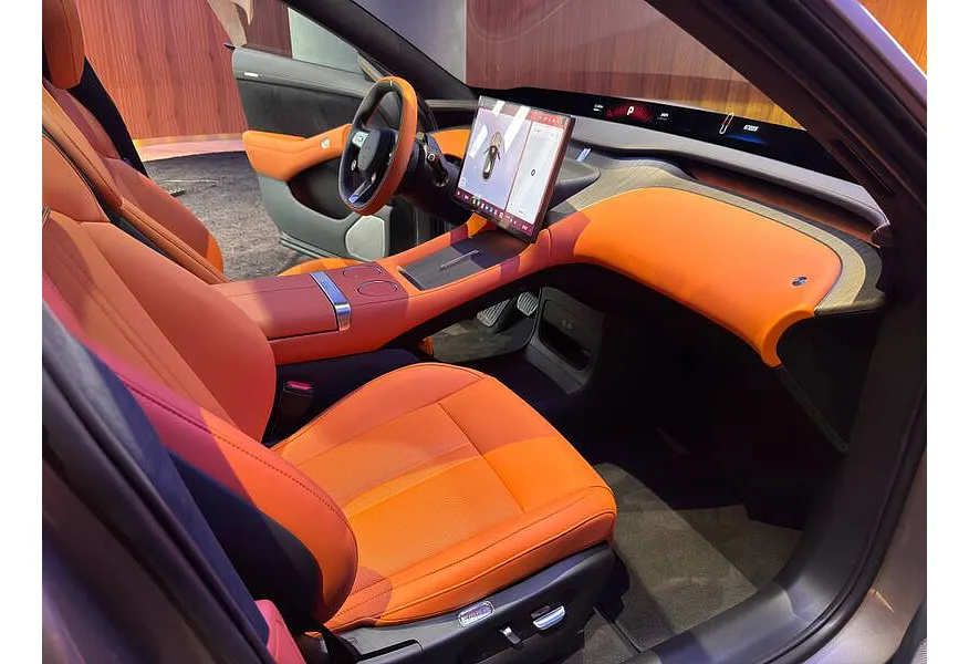 Xiaomi YU7 AT 4WD (690 л.с.) MAX Серый в АВИЛОН. Слайд №10