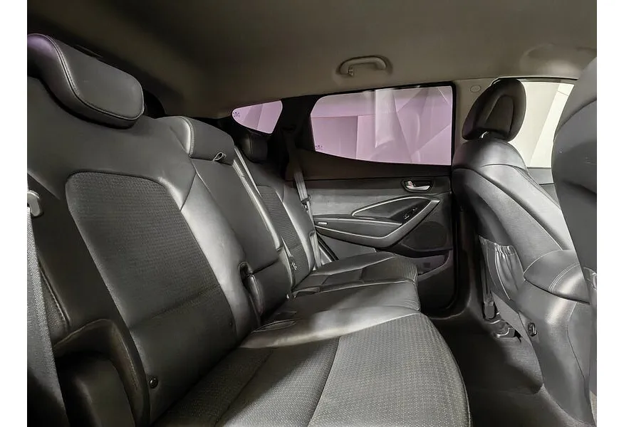 Hyundai Santa Fe 2.4 AT 4WD (175 л.с.) Dynamic Серебристый в АВИЛОН. Слайд №16