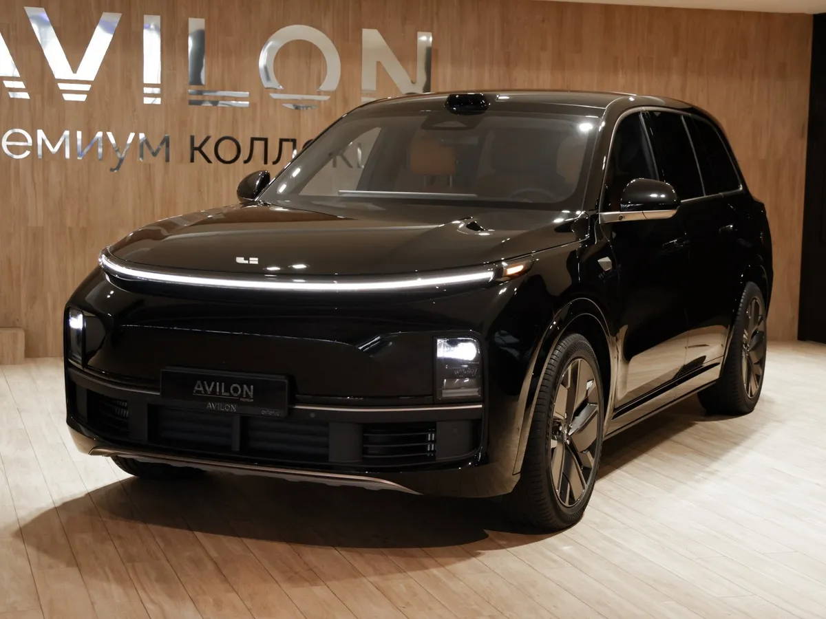 АВИЛОН - Li Auto L9 1.5 AT 4WD (449 л.с.) Ultra Черный - slide 10234304