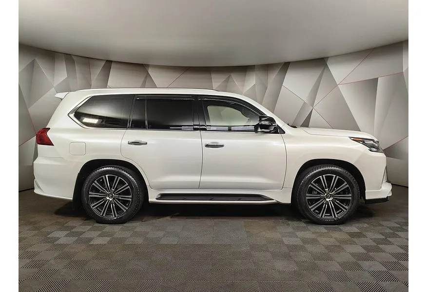 LIVE. Слайд №4