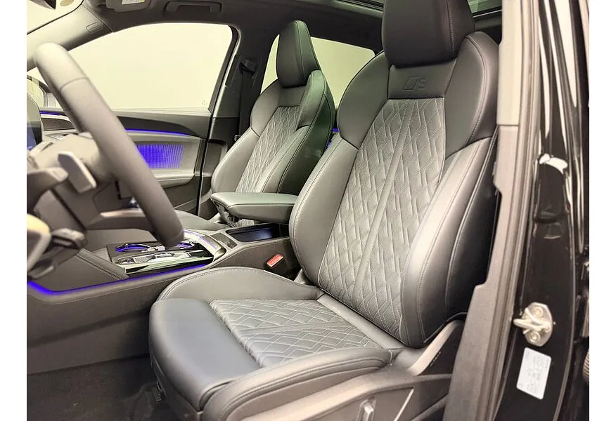 Audi Q5 L 2.0 40 TFSI S tronic quattro (204 л.с.) Черный в АВИЛОН. Слайд №9