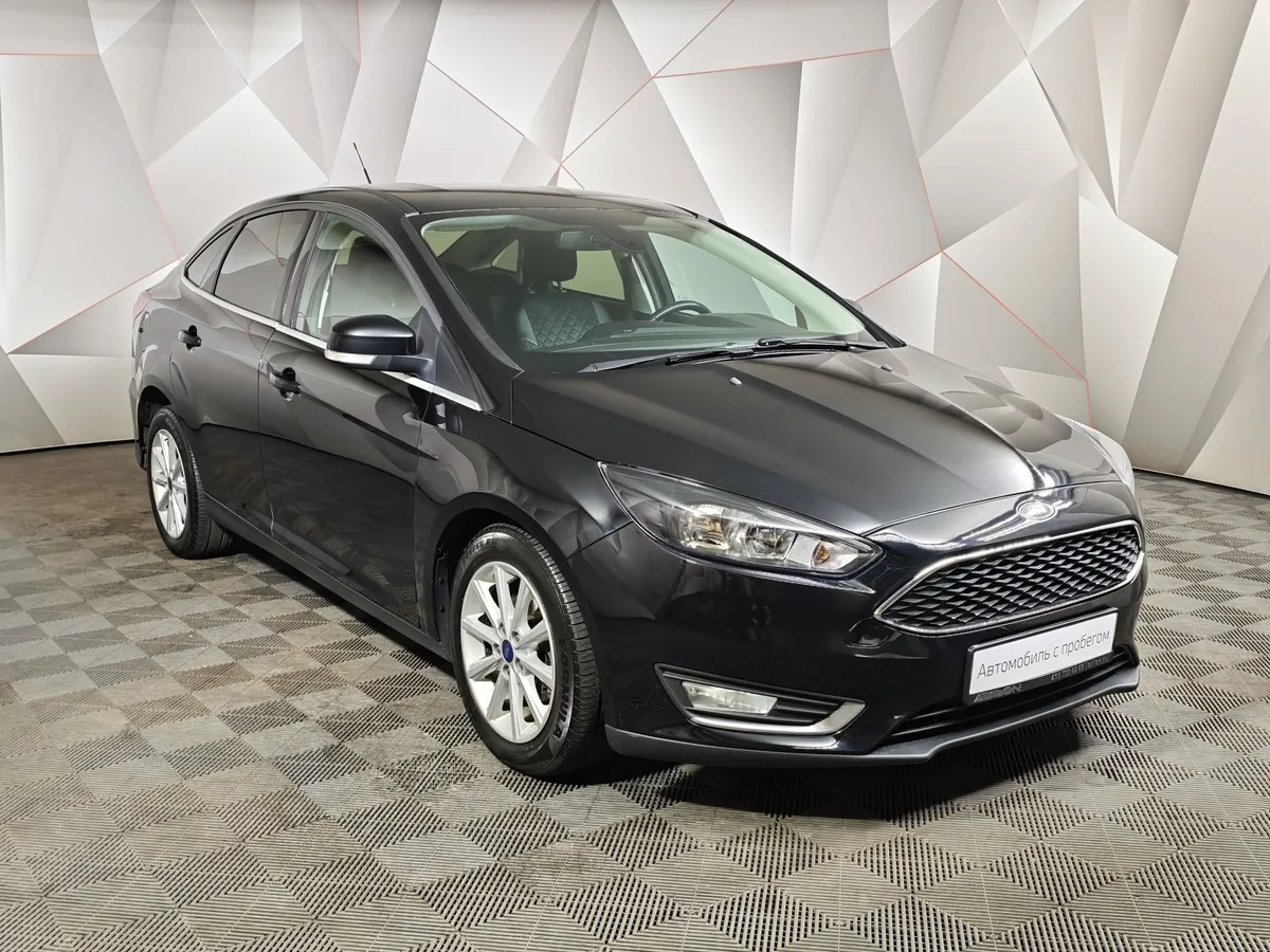 Ford Focus 1.5 EcoBoost AT (150 л.с.) Titanium Черный в АВИЛОН. Слайд №3