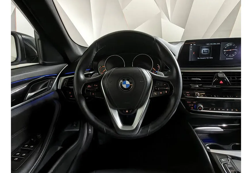 АВИЛОН - BMW 5 серия 520d xDrive Steptronic (190 л.с.) Черный - slide 7