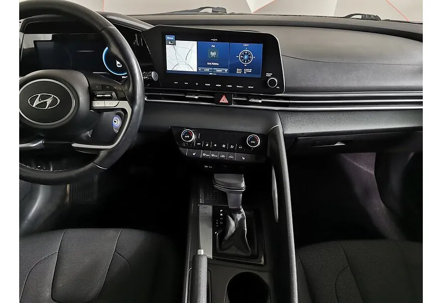 Hyundai Elantra 1.6 AT (128 л.с.) Elegance Серый в АВИЛОН. Слайд №15
