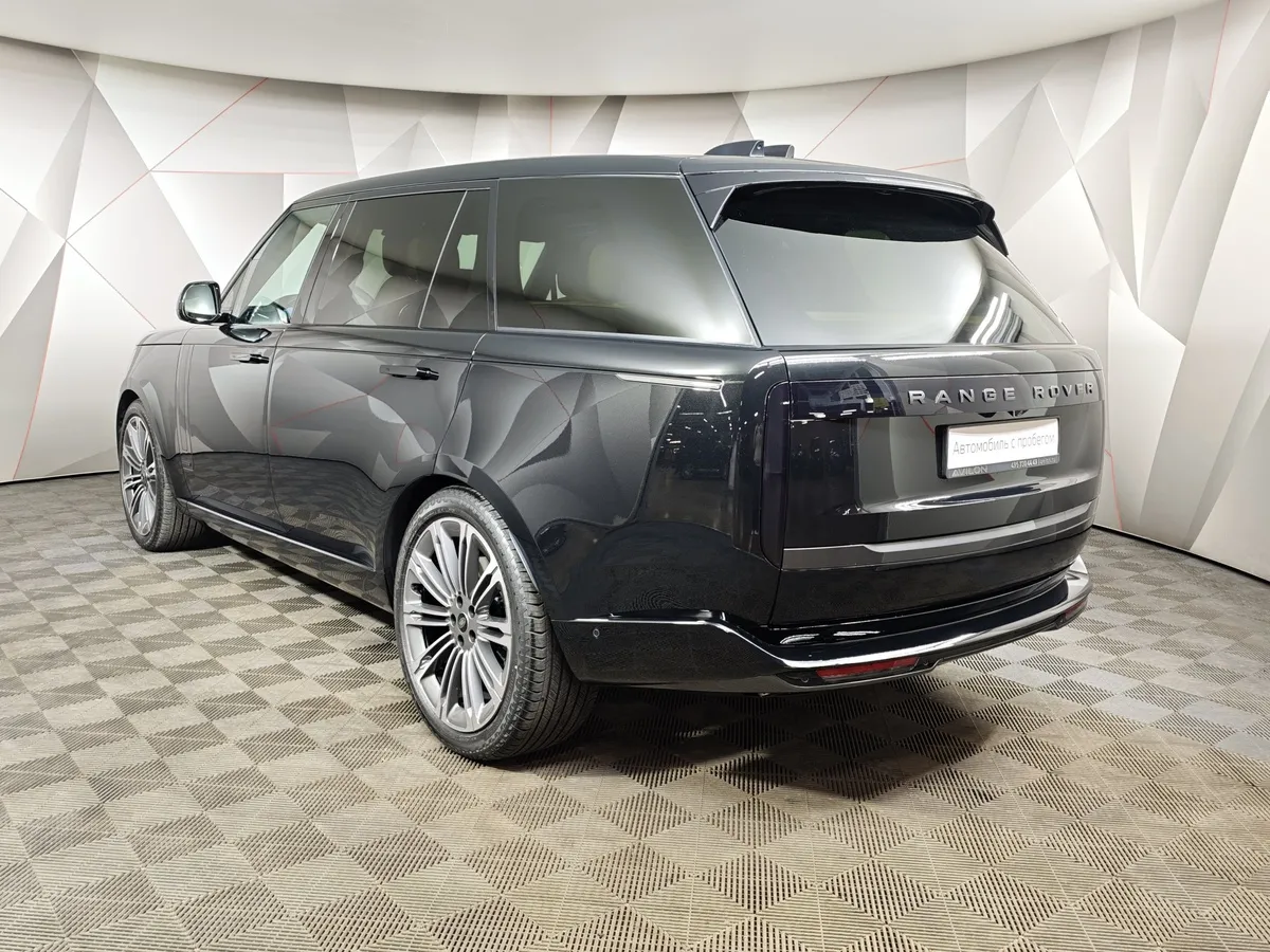 Land Rover Range Rover 4.4 P530 V8 LWB AT AWD (530 л.с.) Autobiography Черный в АВИЛОН. Слайд №4