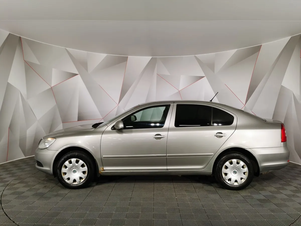 Skoda Octavia 1.6 Tiptronic (102 л.с.) Бежевый в АВИЛОН. Слайд №5