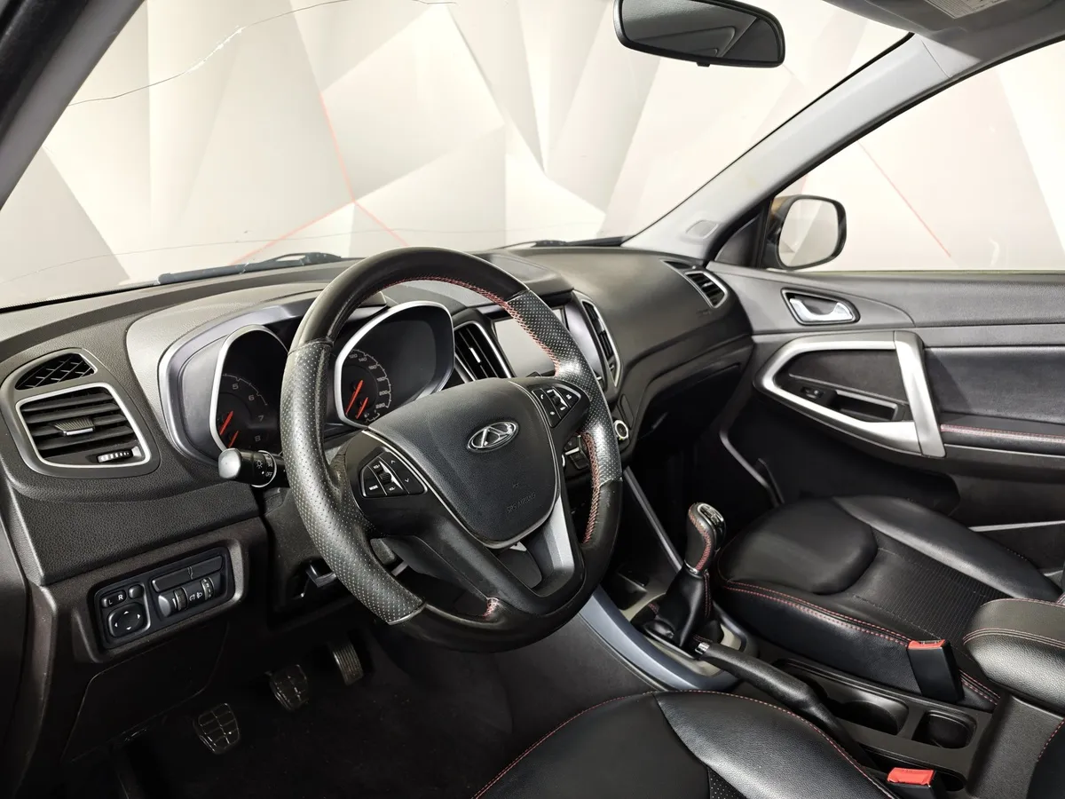 Chery Tiggo 5 2.0 MT (136 л.с.) Коричневый в АВИЛОН. Слайд №18