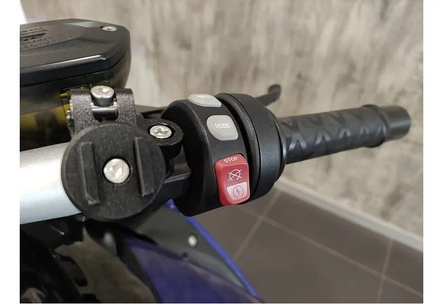 LIVE. Слайд №9