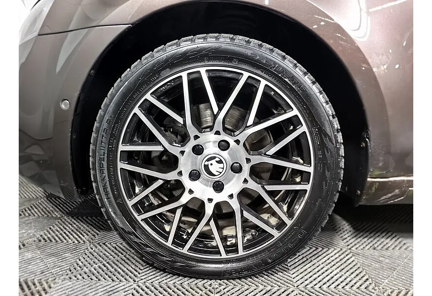 Skoda Octavia 1.8 TSI DSG (180 л.с.) Коричневый в АВИЛОН. Слайд №9