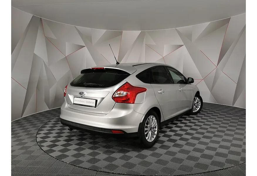 LIVE. Слайд №7