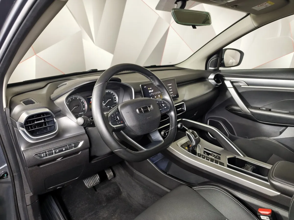 Geely Coolray 1.5T 7DCT 2WD (150 л.с.) Comfort Серый в АВИЛОН. Слайд №19