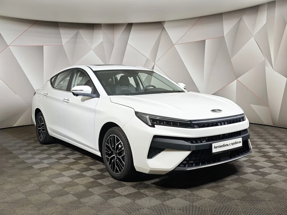 Москвич 6 1.5T CVT 2WD (136 л.с.) Business Белый в АВИЛОН. Слайд №3