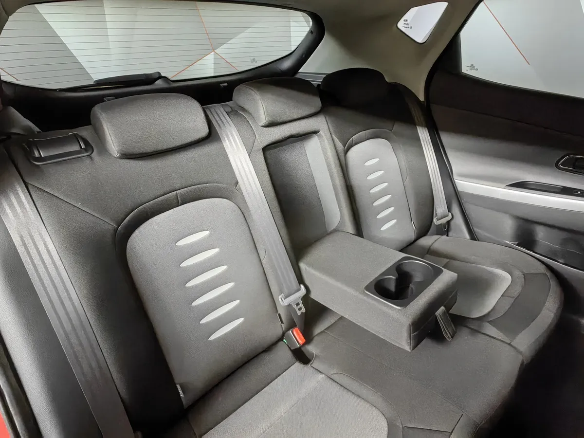 Kia Ceed 1.6 MT (130 л.с.) Classic Красный в АВИЛОН. Слайд №17