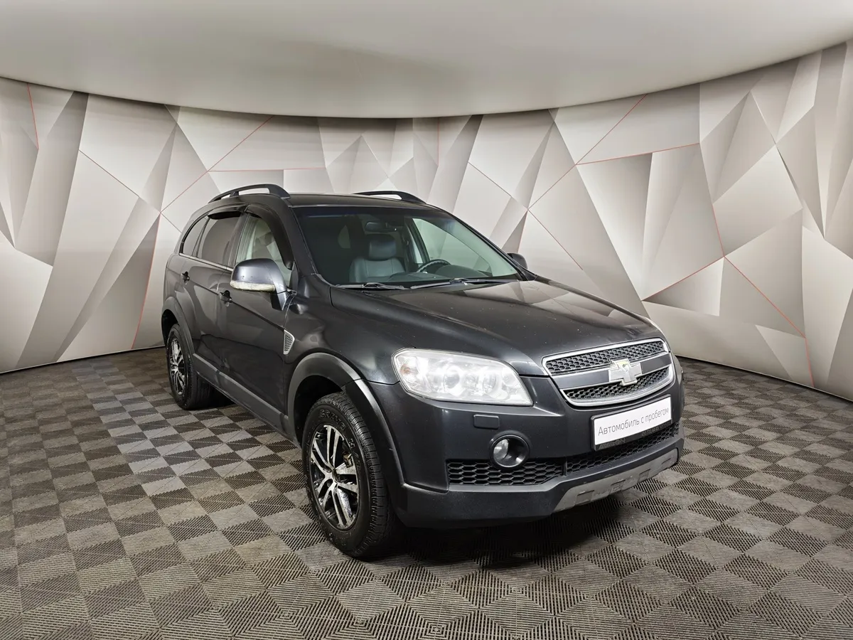 Chevrolet Captiva 3.2 AT 5 мест (230 л.с.) Черный в АВИЛОН. Слайд №3