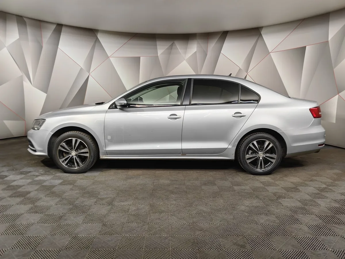 Volkswagen Jetta 1.6 MPI AT (105 л.с.) Trendline Серебристый в АВИЛОН. Слайд №5