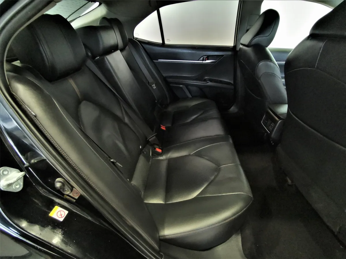 Toyota Camry 3.5 AT (249 л.с.) Черный в АВИЛОН. Слайд №15