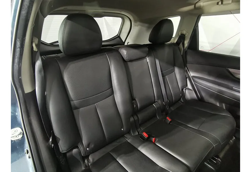 Nissan X-Trail 2.5 CVT AWD (171 л.с.) Синий в АВИЛОН. Слайд №17