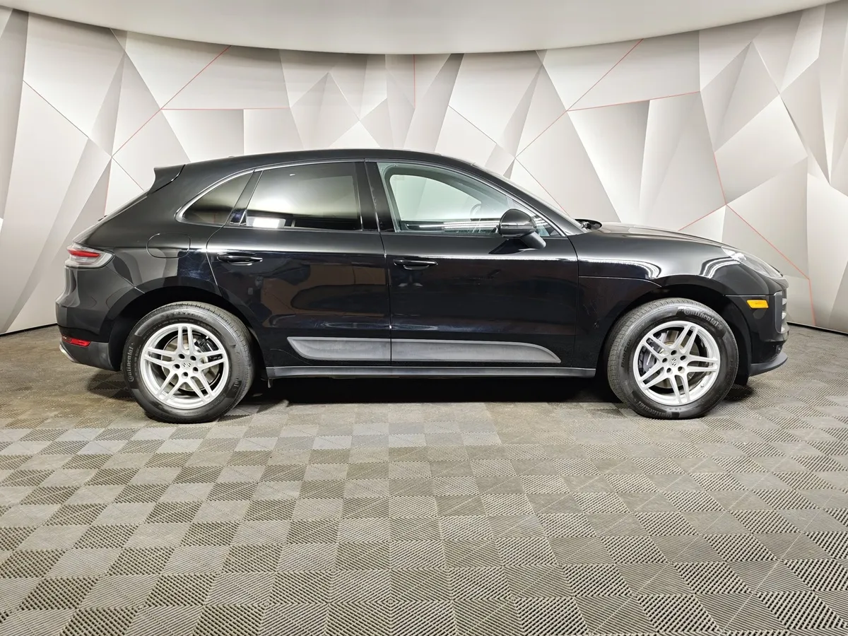 Porsche Macan 2.0 PDK AWD (252 л.с.) Черный в АВИЛОН. Слайд №6