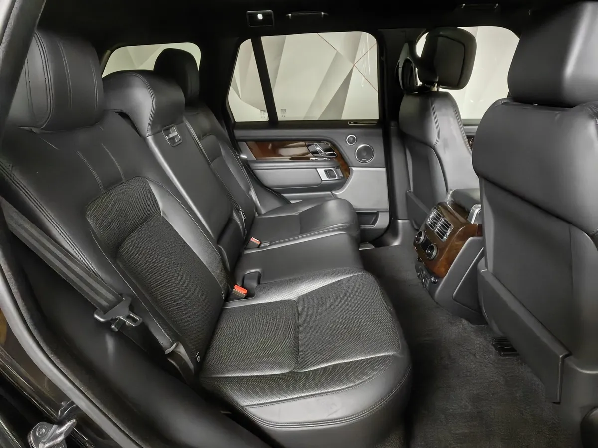 Land Rover Range Rover 3.0 TDV6 AT AWD (249 л.с.) HSE Черный в АВИЛОН. Слайд №15