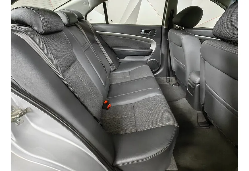 LIVE. Слайд №11