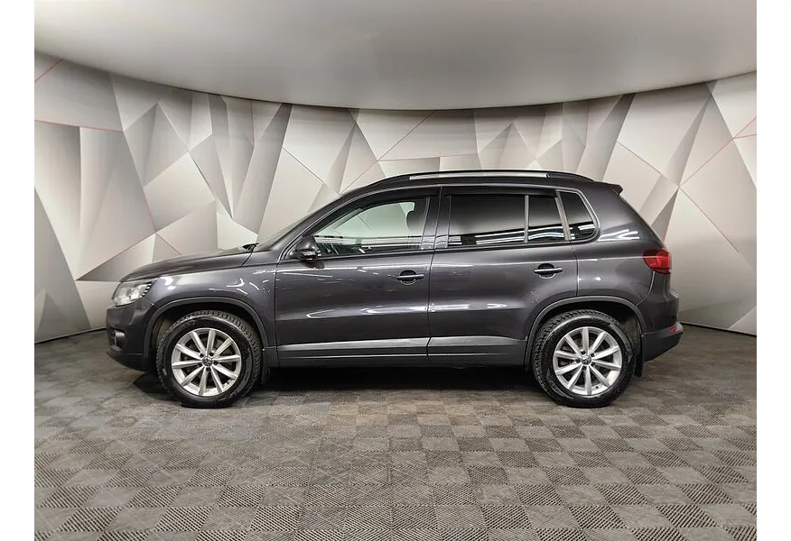 Volkswagen Tiguan 2.0 TSI 4Motion AT (180 л.с.) CLUB Серый в АВИЛОН. Слайд №5