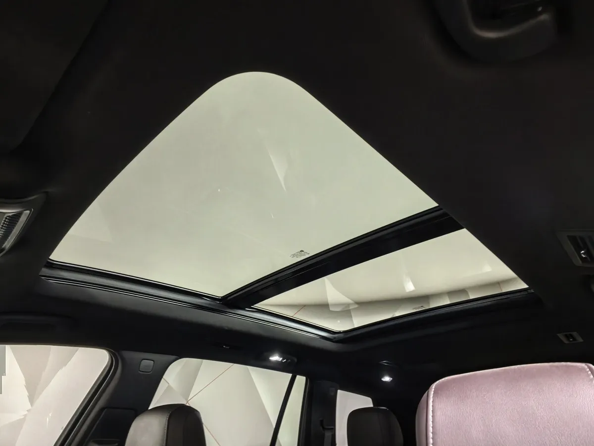 Cadillac XT6 2.0T AT AWD (200 л.с.) Premium Luxury Черный в АВИЛОН. Слайд №21