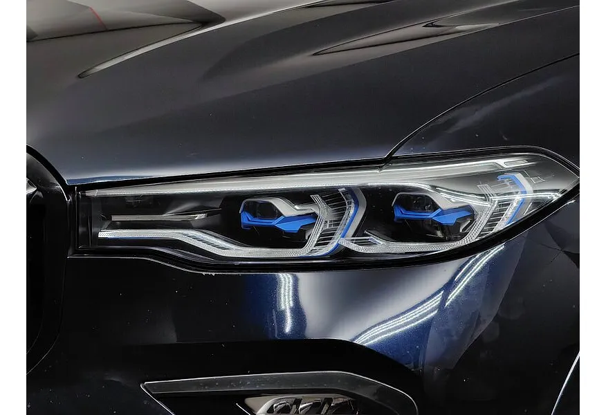 BMW X7 xDrive30d Steptronic (249 л.с.) M Sport Pro Черный в АВИЛОН. Слайд №8