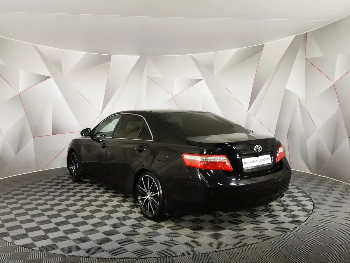 Toyota Camry 2.4 VVT-i AT (167 л.с.) Черный в АВИЛОН. Слайд №4