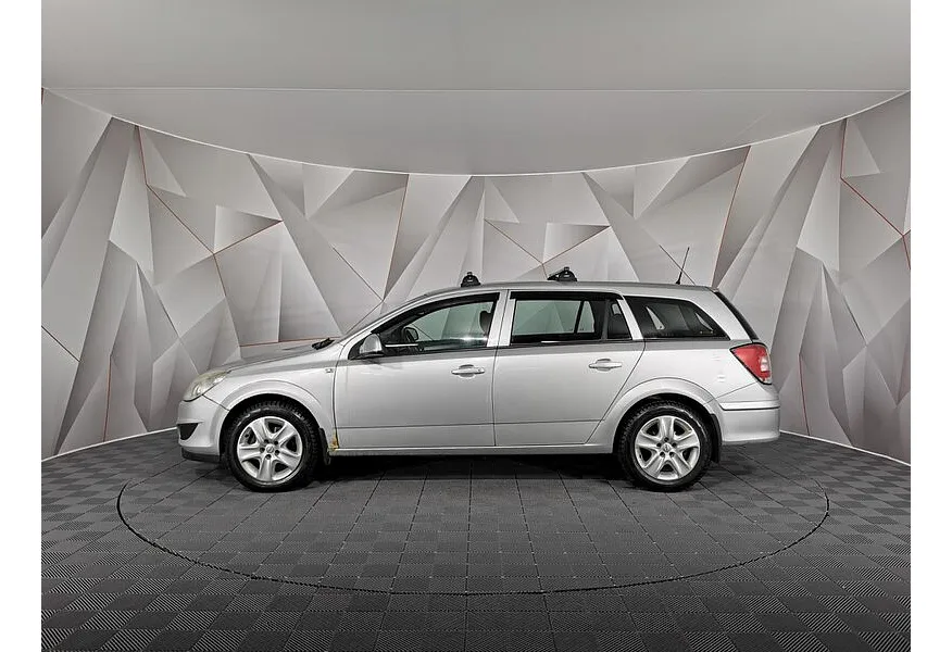 Opel Astra 1.6 MT (115 л.с.) Серебристый в АВИЛОН. Слайд №5