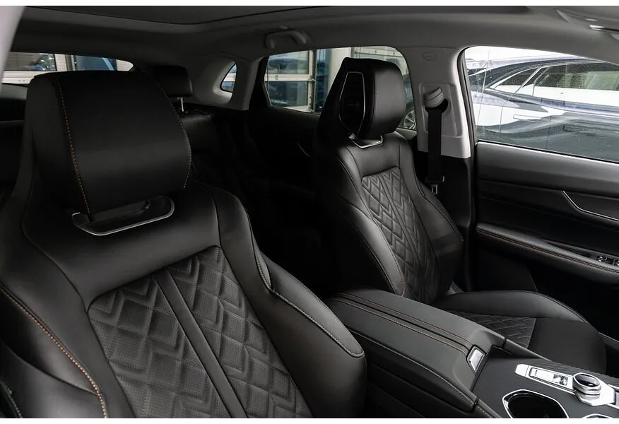 LIVE. Слайд №3