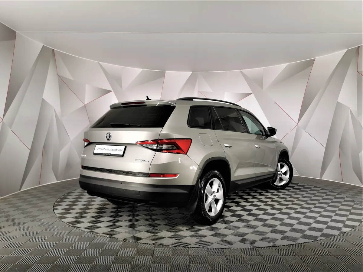 Skoda Kodiaq 1.4 TSI DSG (150 л.с.) Active Plus Бежевый в АВИЛОН. Слайд №2