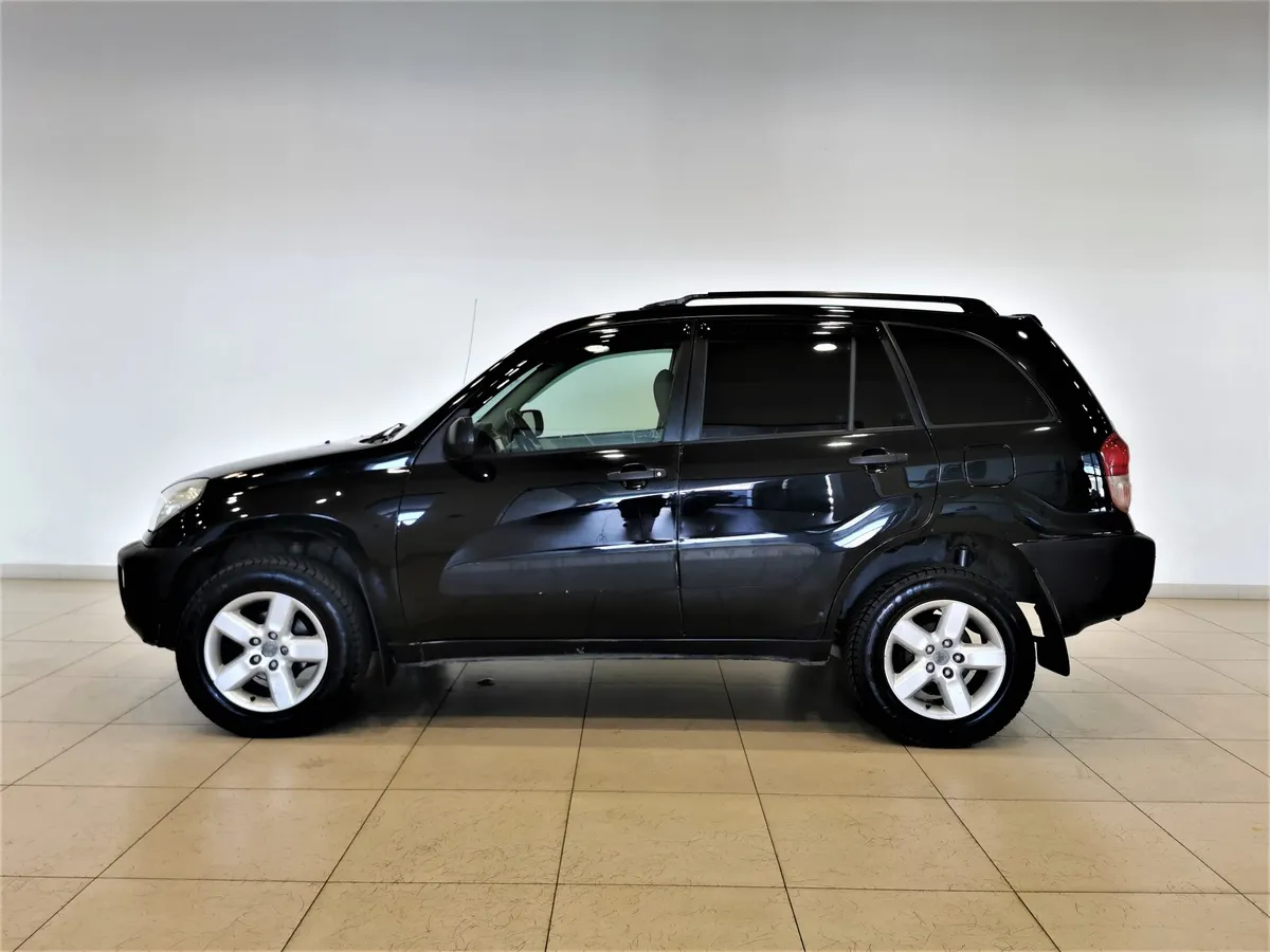 Toyota RAV4 2.0 AT AWD (150 л.с.) Черный в АВИЛОН. Слайд №5
