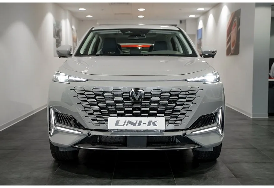 LIVE. Слайд №3