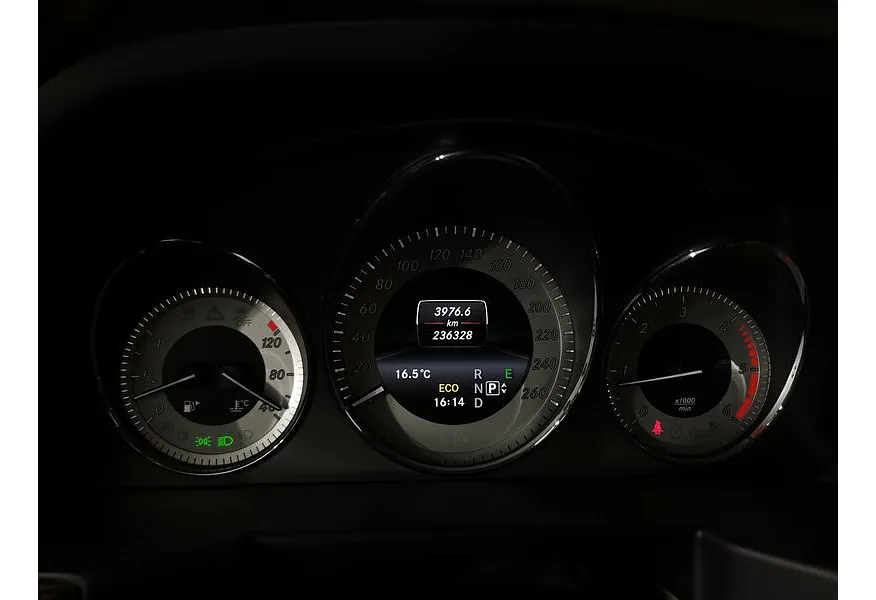 Mercedes-Benz GLK GLK 220 CDI 7G-Tronic Plus 4Matic (170 л.с.) Красный в АВИЛОН. Слайд №18