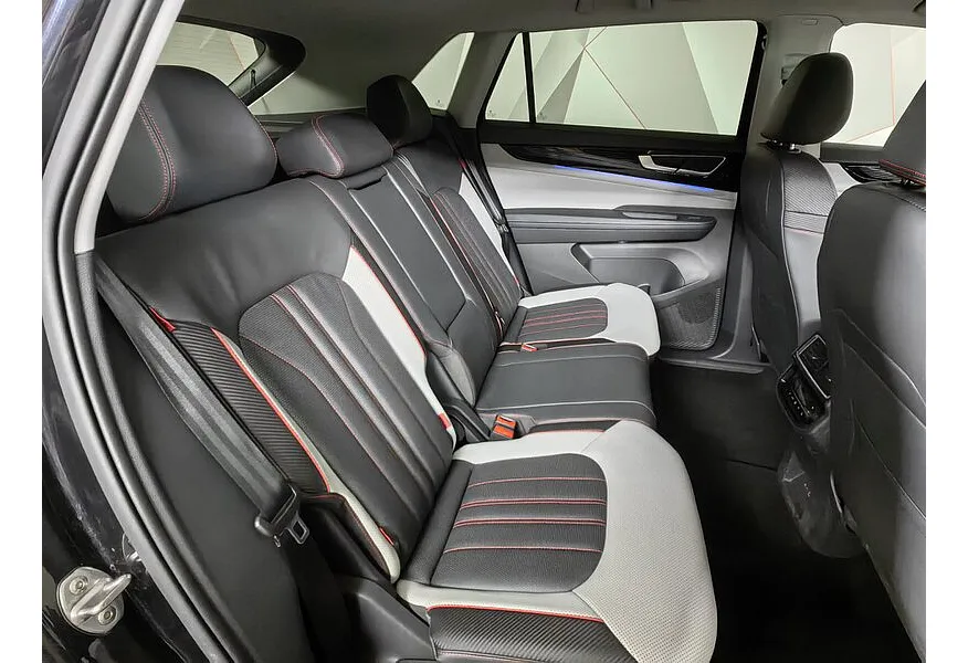 Volkswagen Teramont X 2.0 7DSG AWD (220 л.с.) Черный в АВИЛОН. Слайд №15