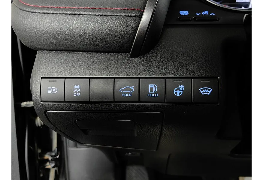 Toyota Camry 2.5 AT (181 л.с.) Черный в АВИЛОН. Слайд №22