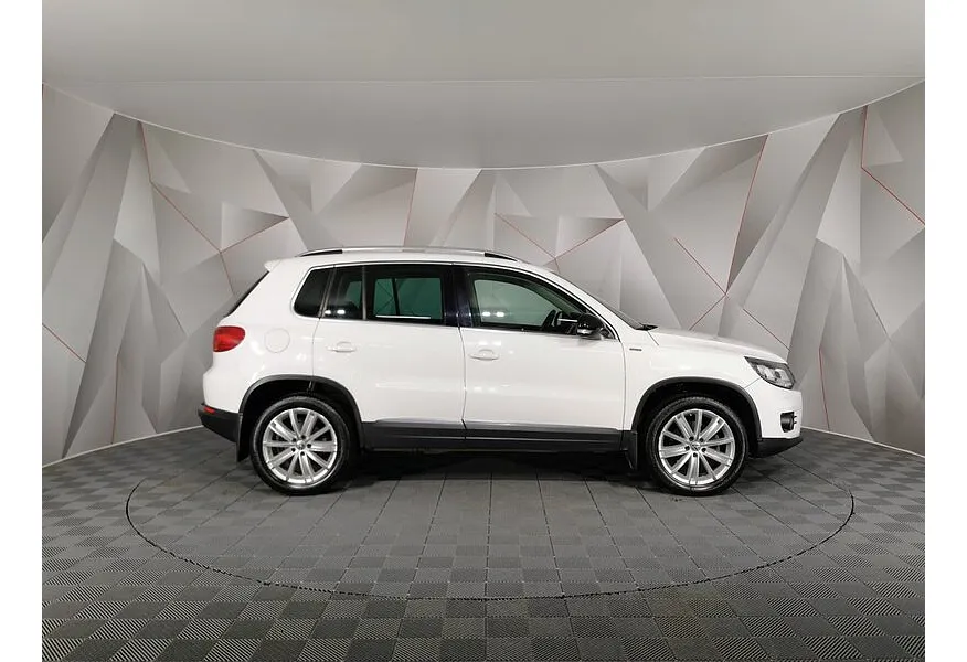 Volkswagen Tiguan 2.0 TSI 4Motion AT (170 л.с.) Sochi Edition Белый в АВИЛОН. Слайд №6