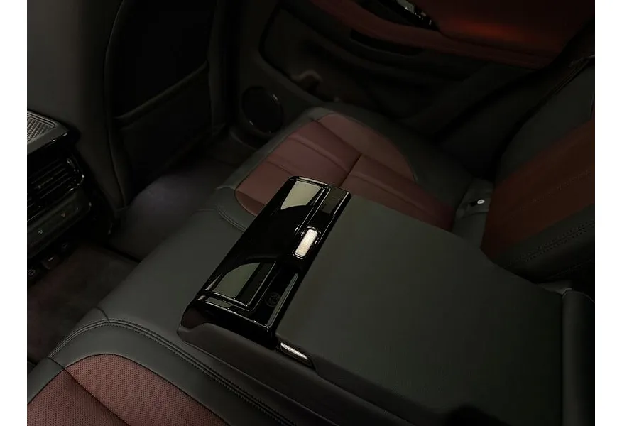 Land Rover Range Rover Evoque 2.0 AT 4WD (249 л.с.) Driving Light Glory Черный в АВИЛОН. Слайд №18